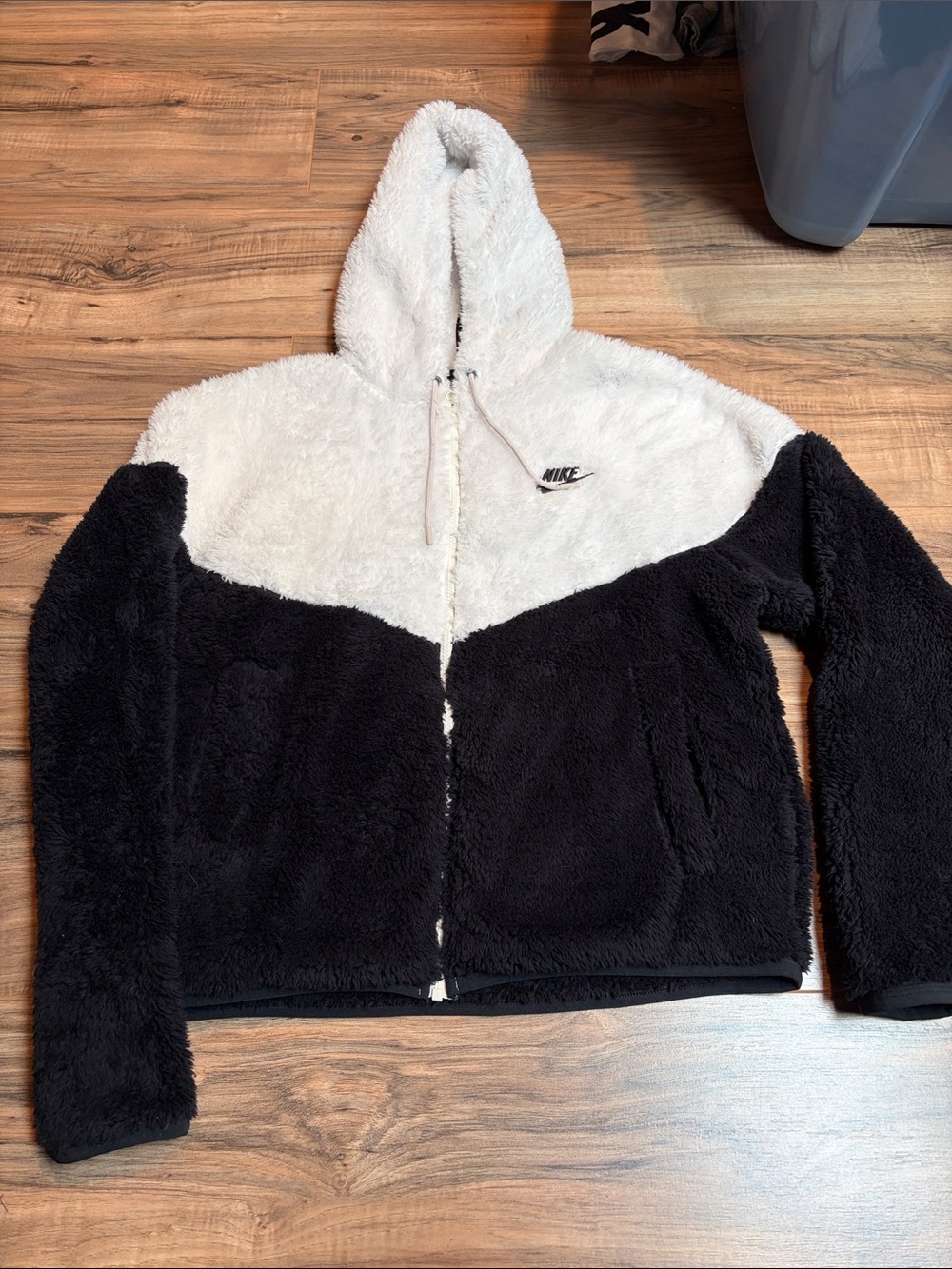 Nike Women’s Black & White Sherpa Zip-Up Hoodie Jacket